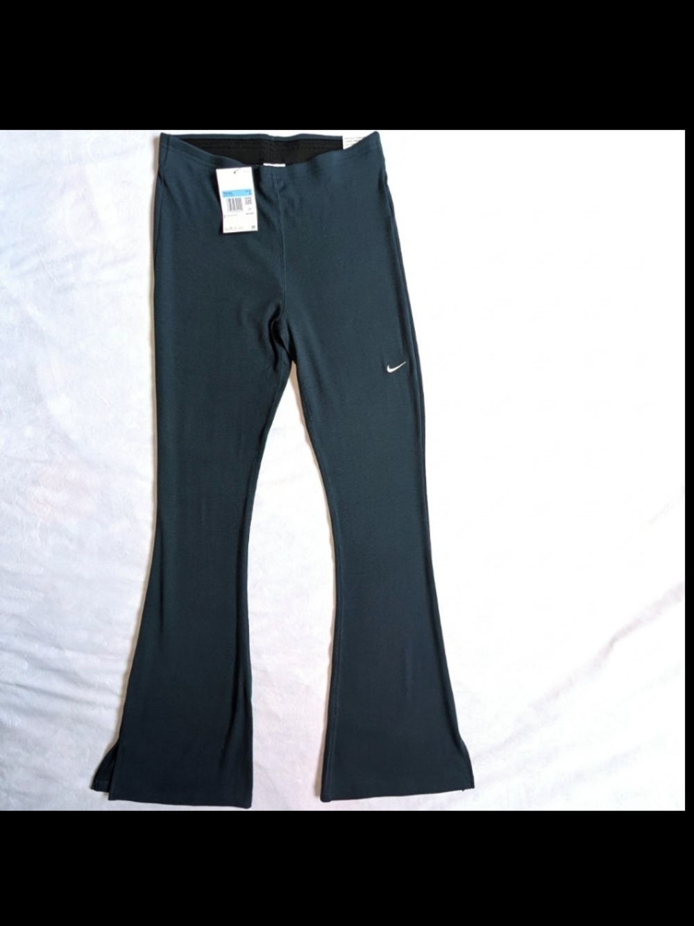 Nike Chill Knit Ribbed Flared Leggings NWT Medium Teal